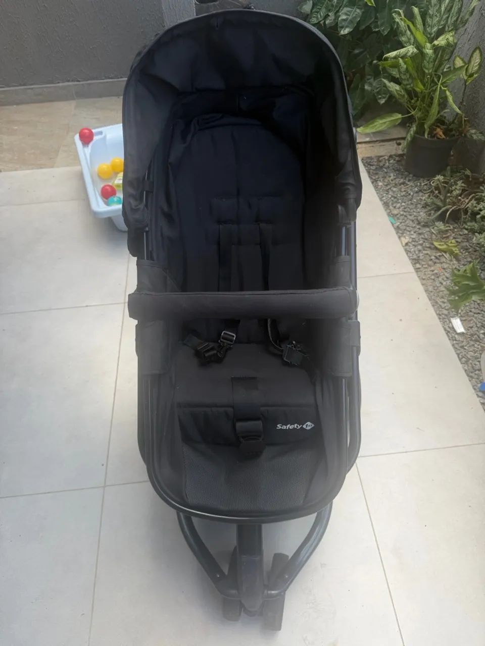 Bebê conforto e carrinho 