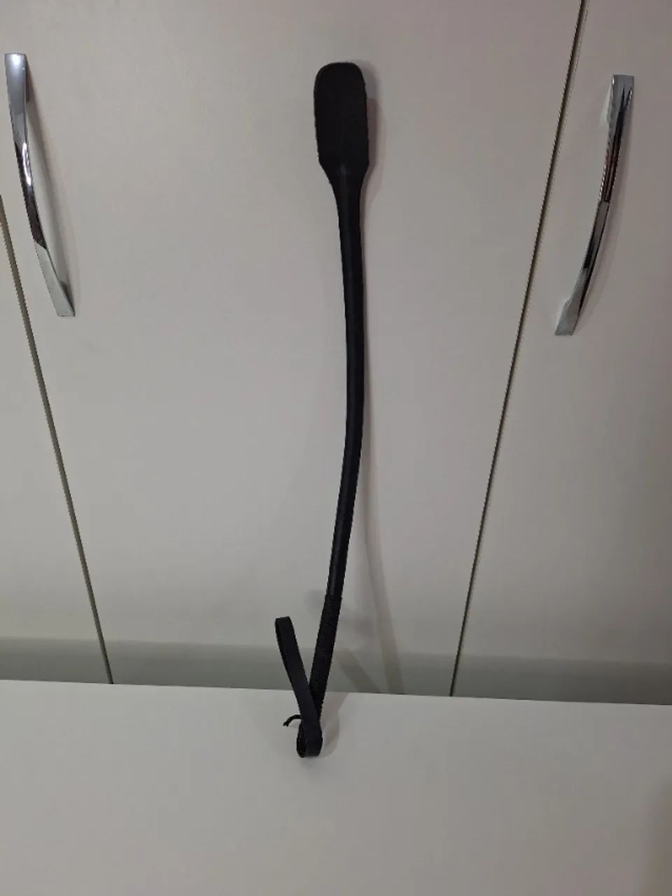 Chicote em couro preto, 46cm 