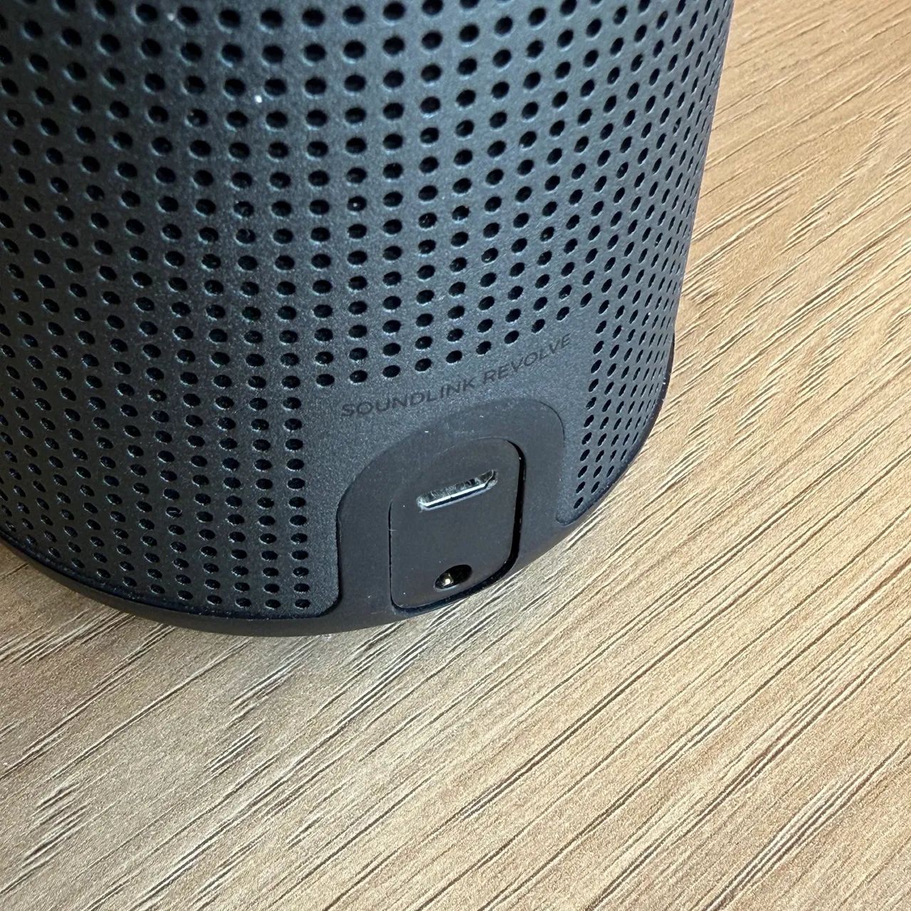 ボーズ BOSE SoundLink Revolve BLK SOUNDLINK REVOLVE BLUETOOTH SPEAKER - ボーズ製品サポート