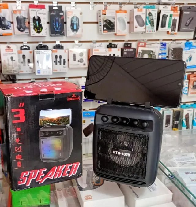 Mini Caixa de Som Bluetooth Portátil Com Suporte Para Celular e LED RGB - Novo - Foto 4