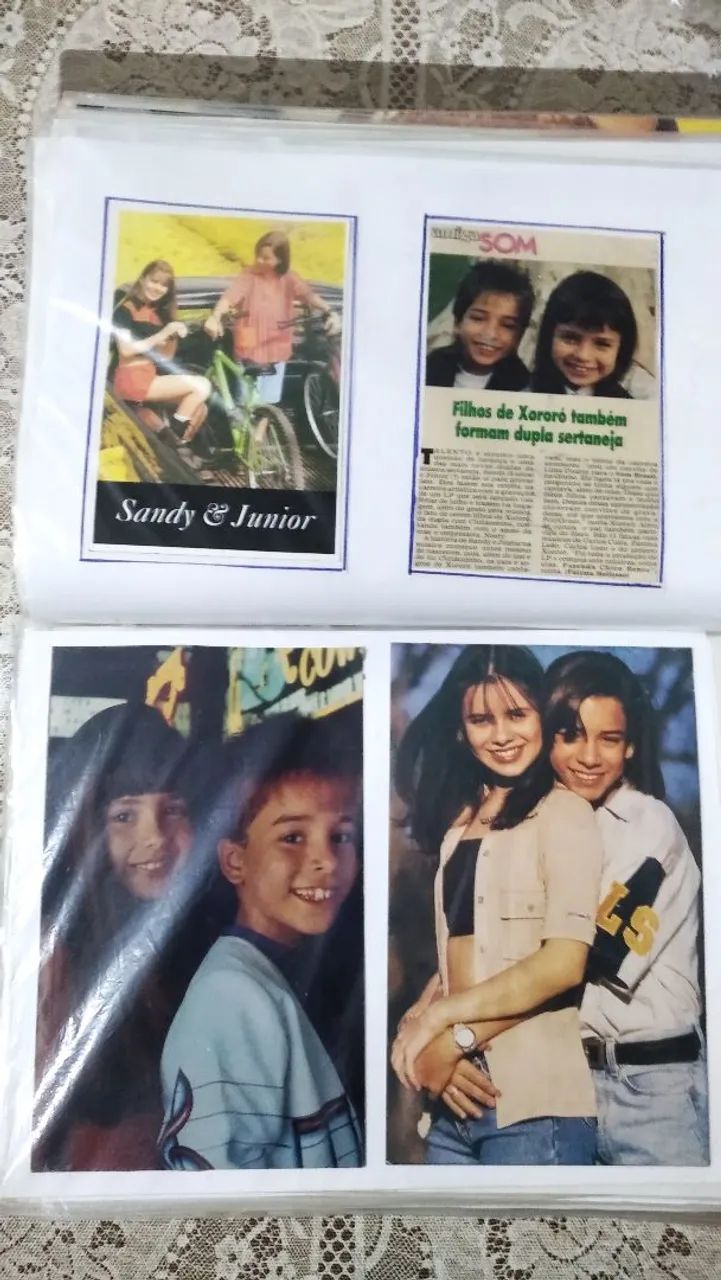 Pasta contendo 82 páginas de reportagens e recortes da dupla Sandy e Junior e + 3 pôsteres - Foto 4