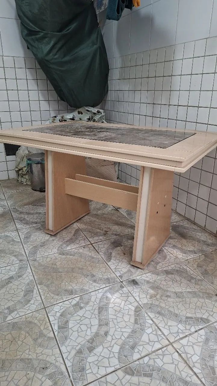 Mesa de jantar tampa de vidro 4 lugares  - Foto 3