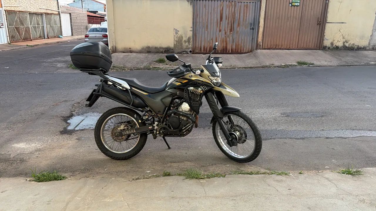 Moto 250 