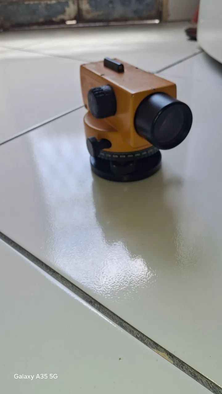 Nivel óptico topografia e Mira de alumínio  - Foto 3