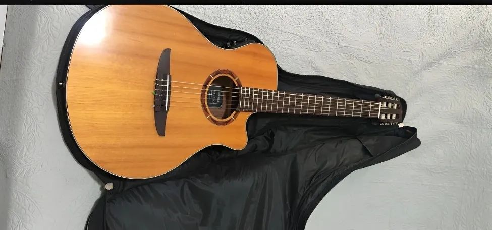 Violão Yamaha Ntx700 Com Soft Case Grátis. Excelente Estado Laranja Destro - Foto 3