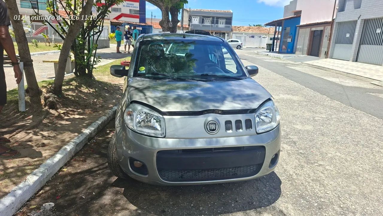 Fiat Uno UNO VIVACE 1.0 EVO Fire Flex 8V 3p 2014