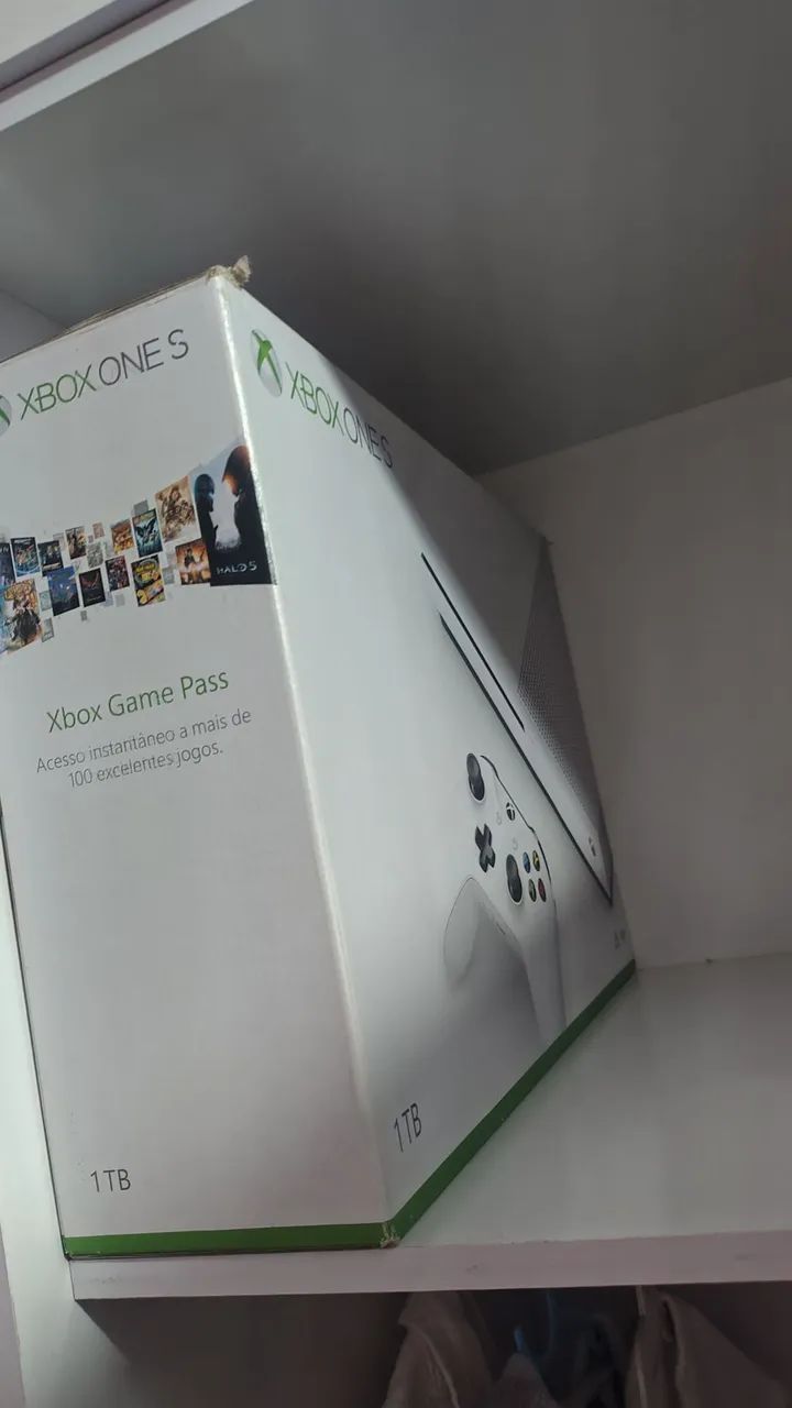 Vendo Xbox one s