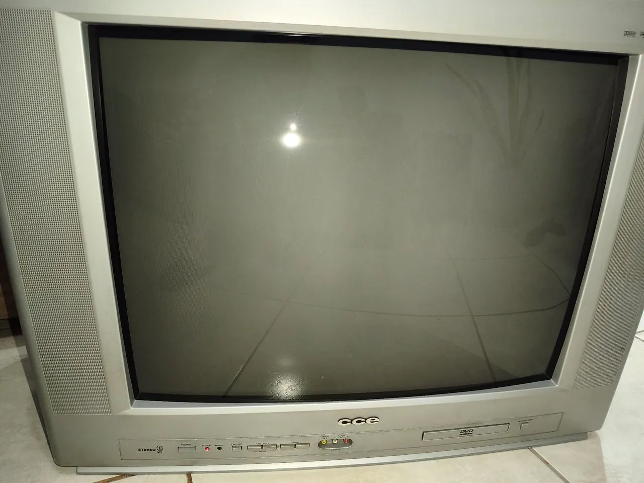 Tv de tubo CCE - Foto 2