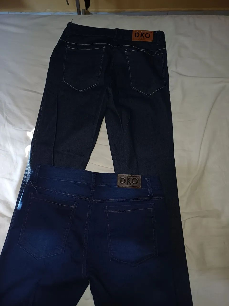 2 CALÇAS JEANS $60 CADA UMA - Foto 4
