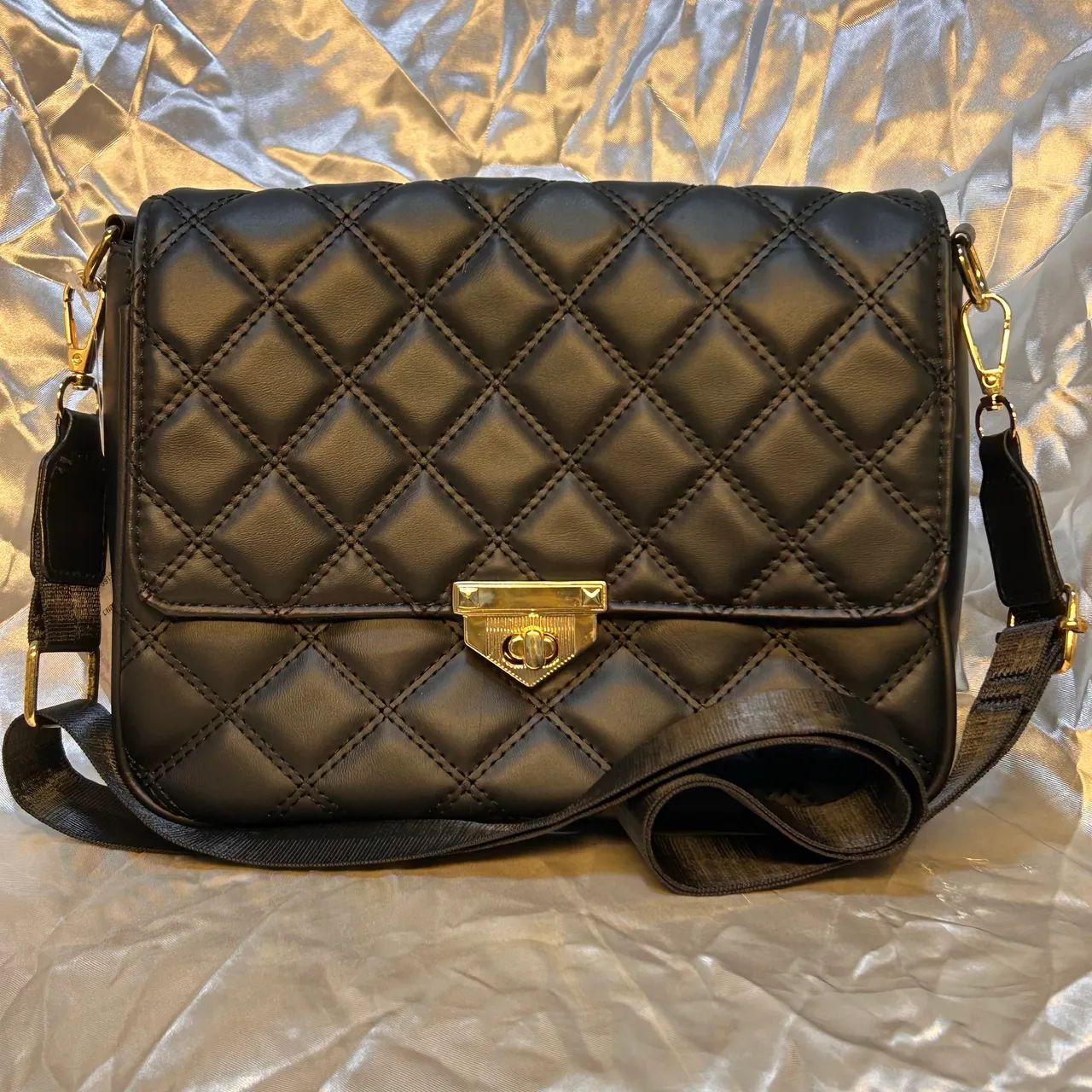 Bolsa transversal feminina 
