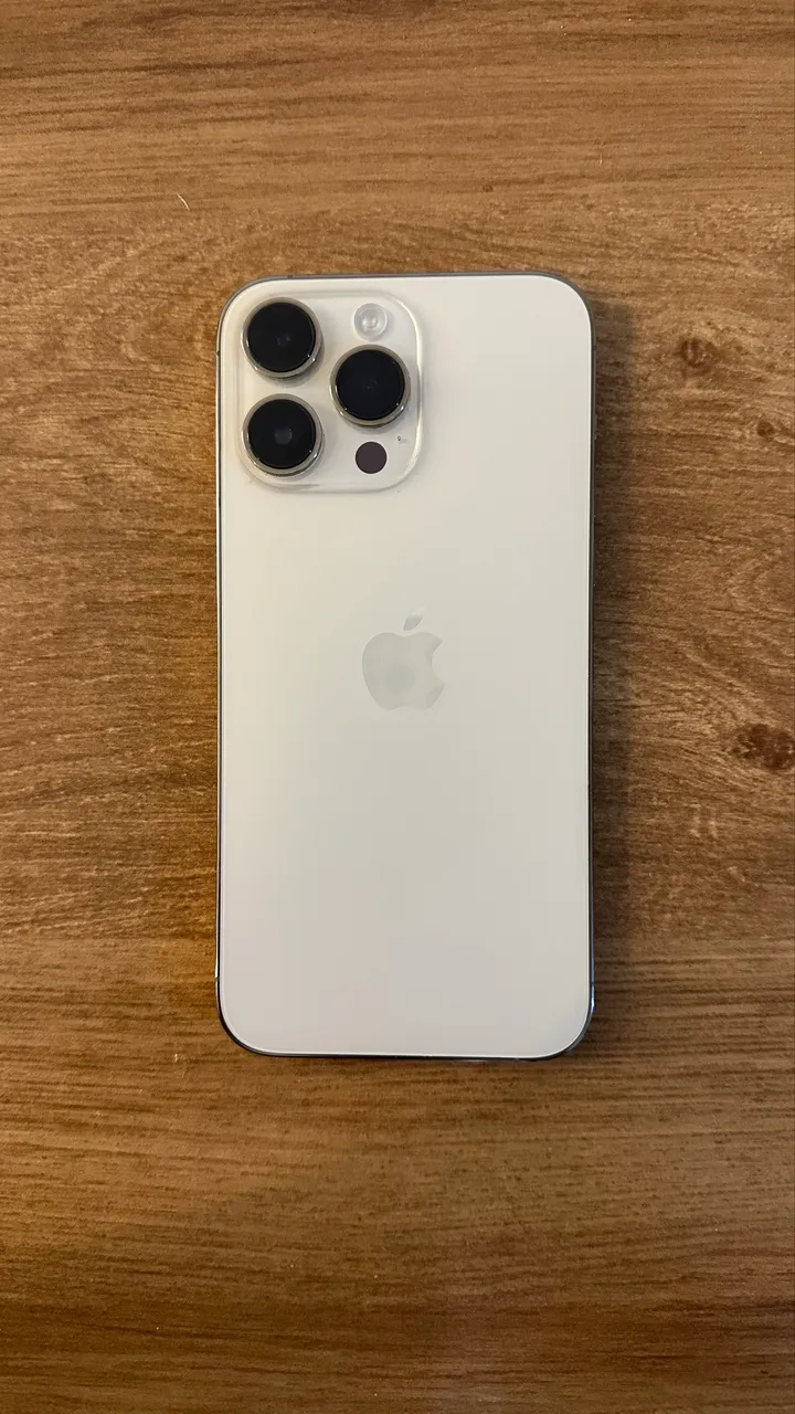 iPhone 15 pro Max 256gb - Celulares e Smartphones - Vera Cruz