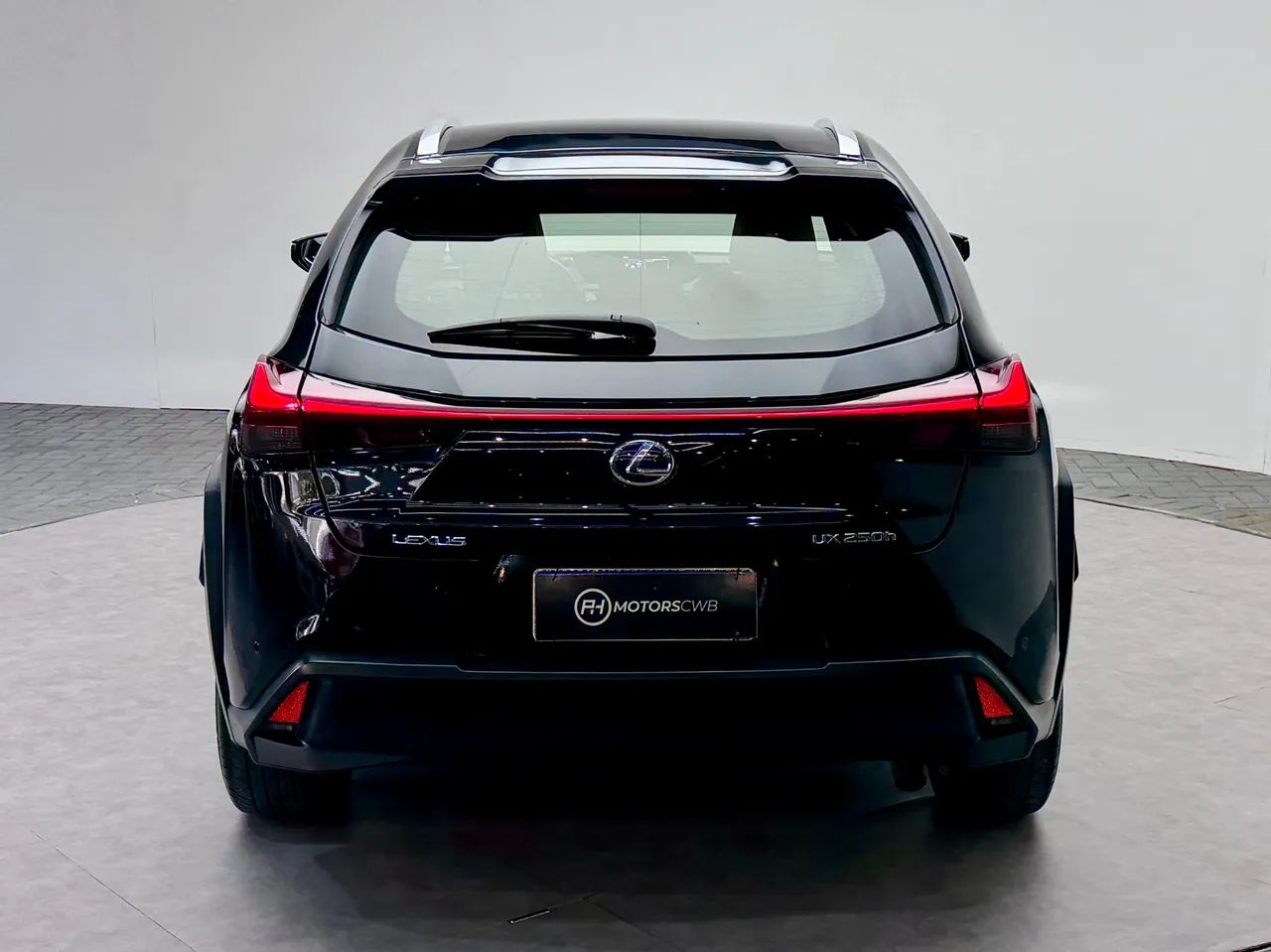 Lexus UX-250h Dynamic 2.0 16V Aut.(hybrid), foto 5 de 20