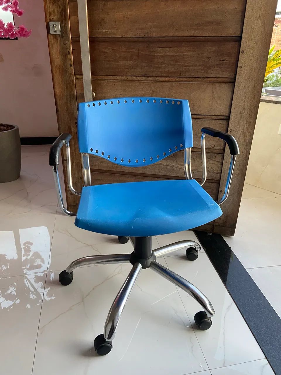 Desk + Chair