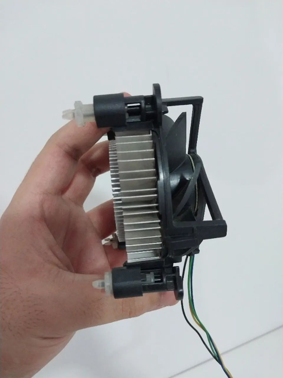 Cooler de CPU Intel E33681-001 para LGA 775 - Foto 2