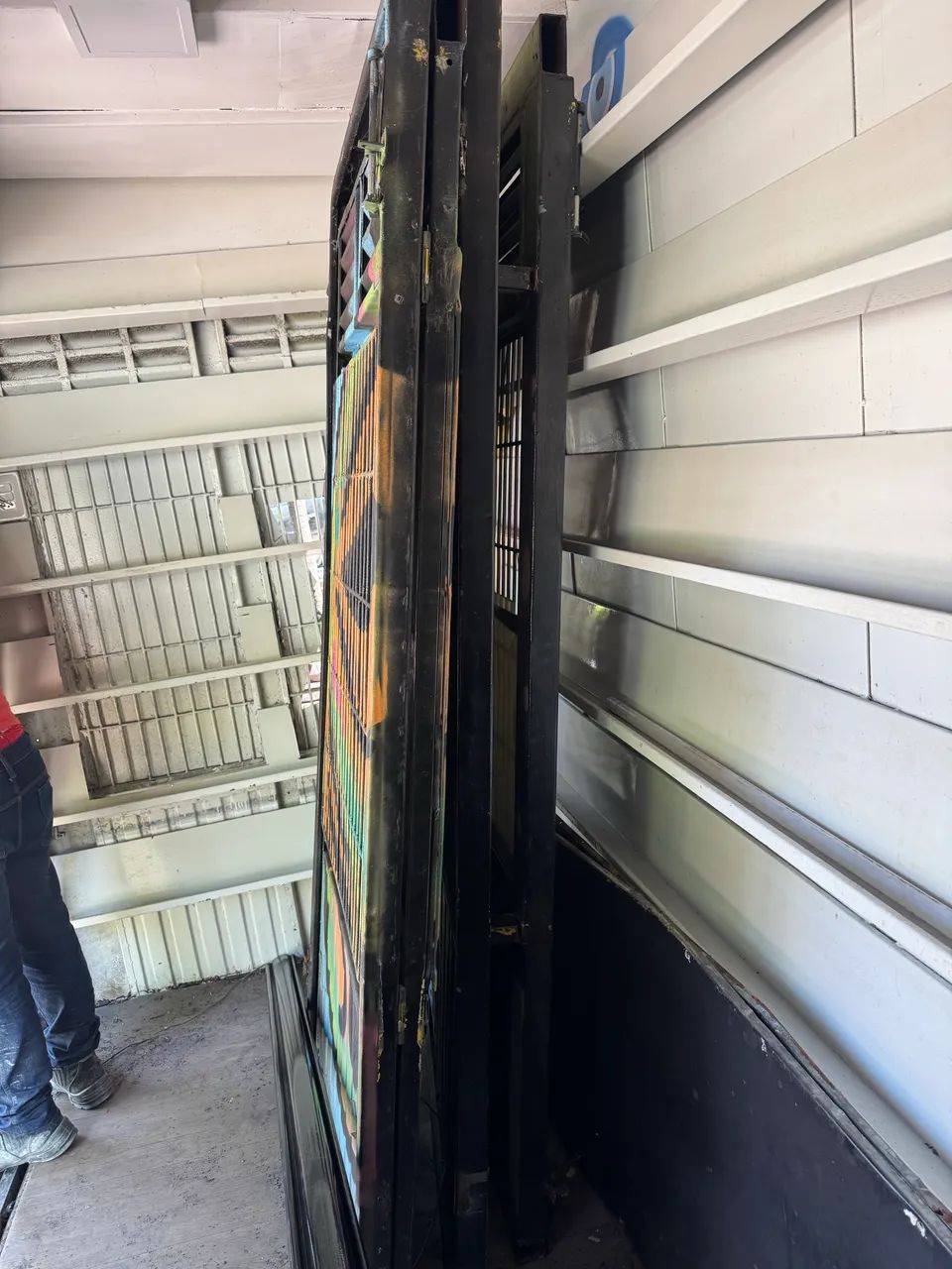 VENDO PORTA DE FERRO  - Foto 2
