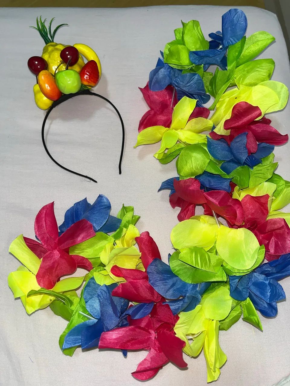 Kit Fantasia Tropical (Tiara de Frutas e Colar Havaiano) - Foto 2