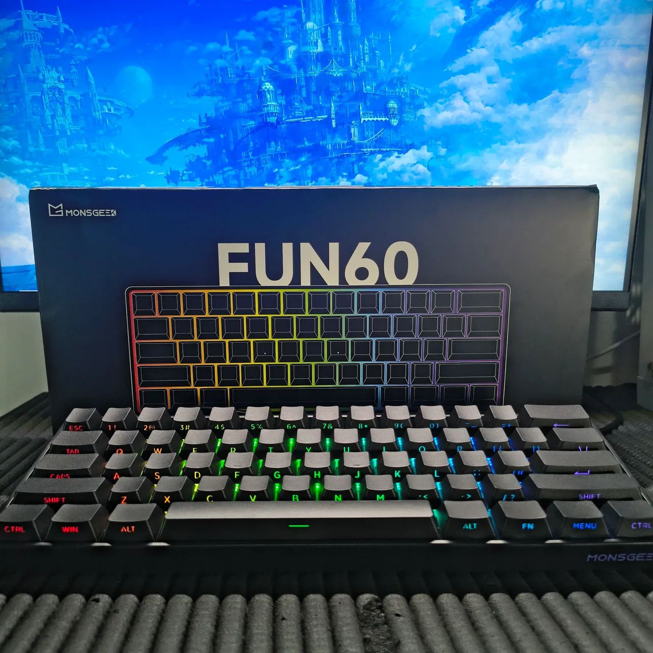 Teclado gamer Fun60 preto novo - Foto 5