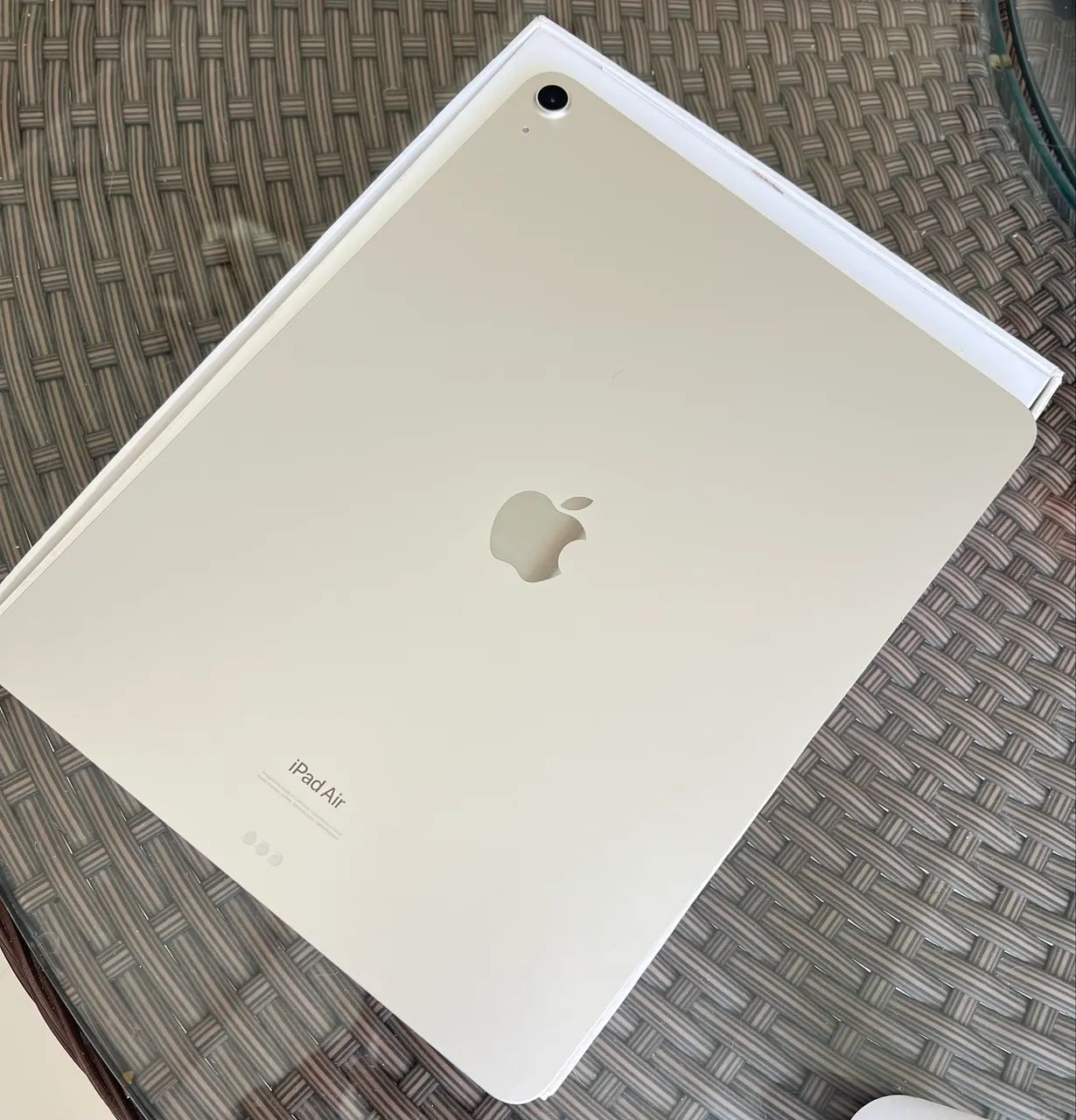 iPad Air M2 13 polegadas 128GB Starlight - Tablets e E-Readers