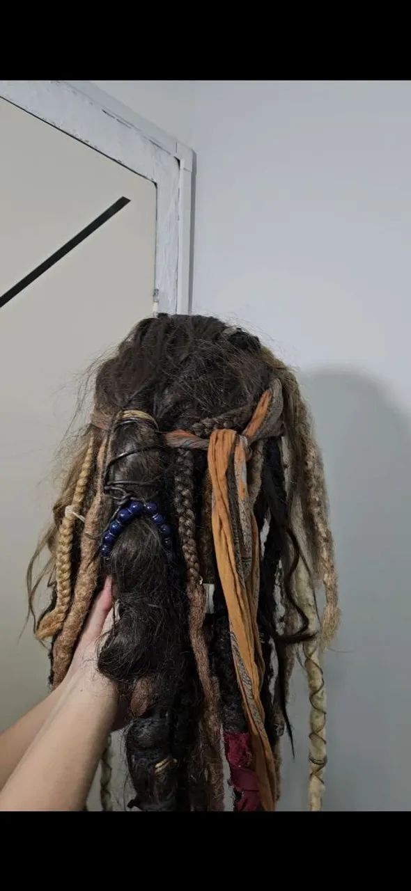 Peruca Capitão Jack Sparrow Versão DMTNT - Foto 2