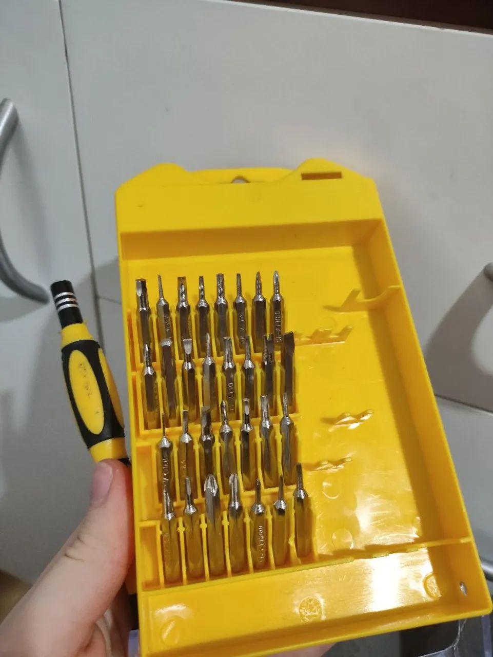 Kit ferramentas chave de precisão bomvick 31 peças para celular e relógio  - Foto 3