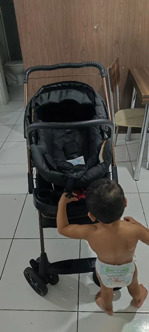 Carrinho de bebê+ bebê conforto Galzerano  - Foto 5