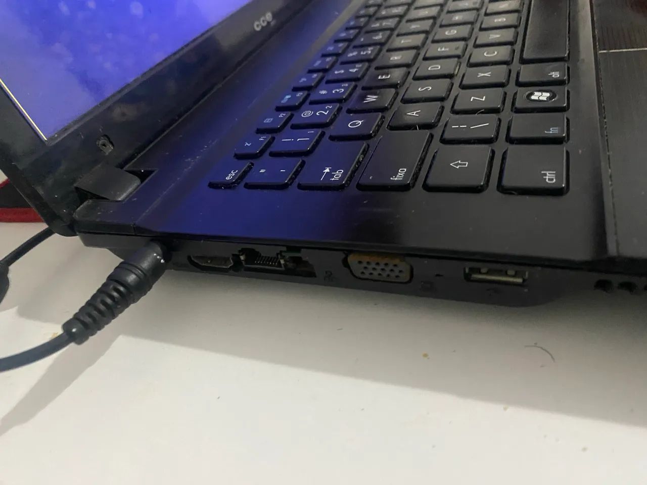 Notebook 8gb ram ótimo para trabalho, aceito ofertas e trocas!!!