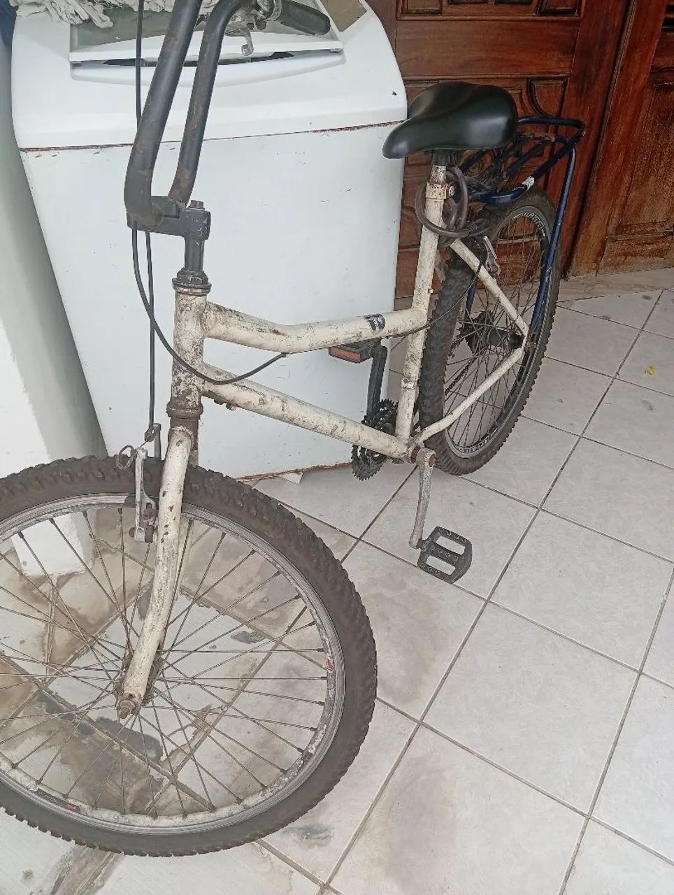 Vendo bicicleta semi nova  - Foto 2