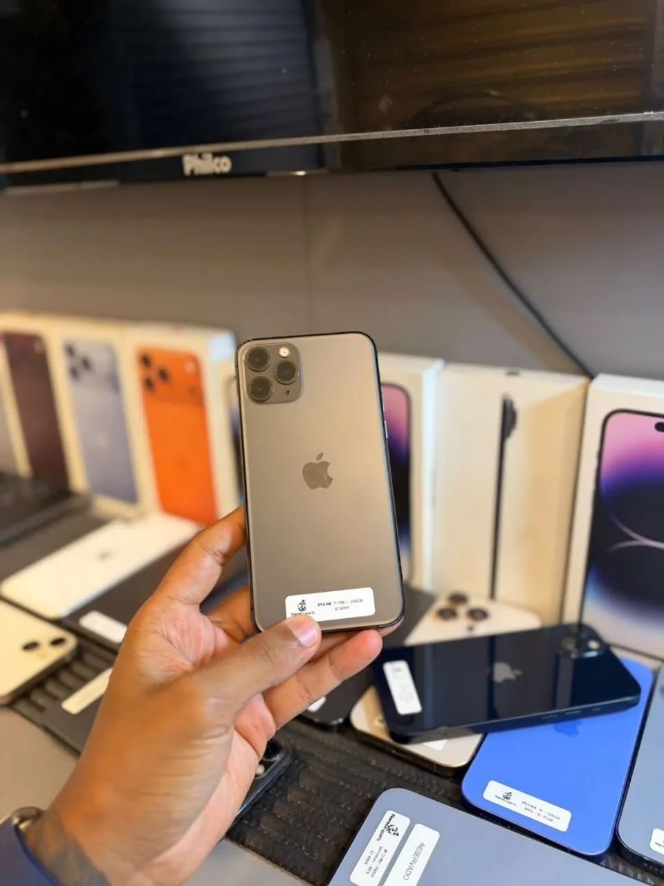 IPHONE 11 PRO 64GB<br>SEM FACE ID<br>R$ 1.099