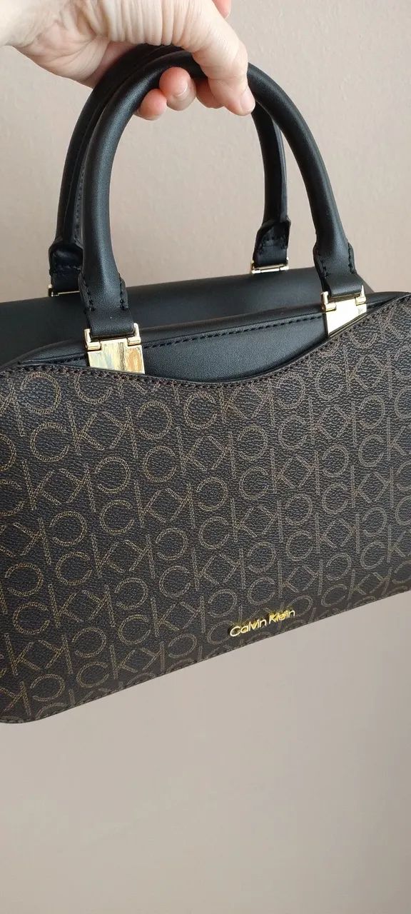 Bolsa de mão e de ombro Calvin Klein original Nova  - Foto 2
