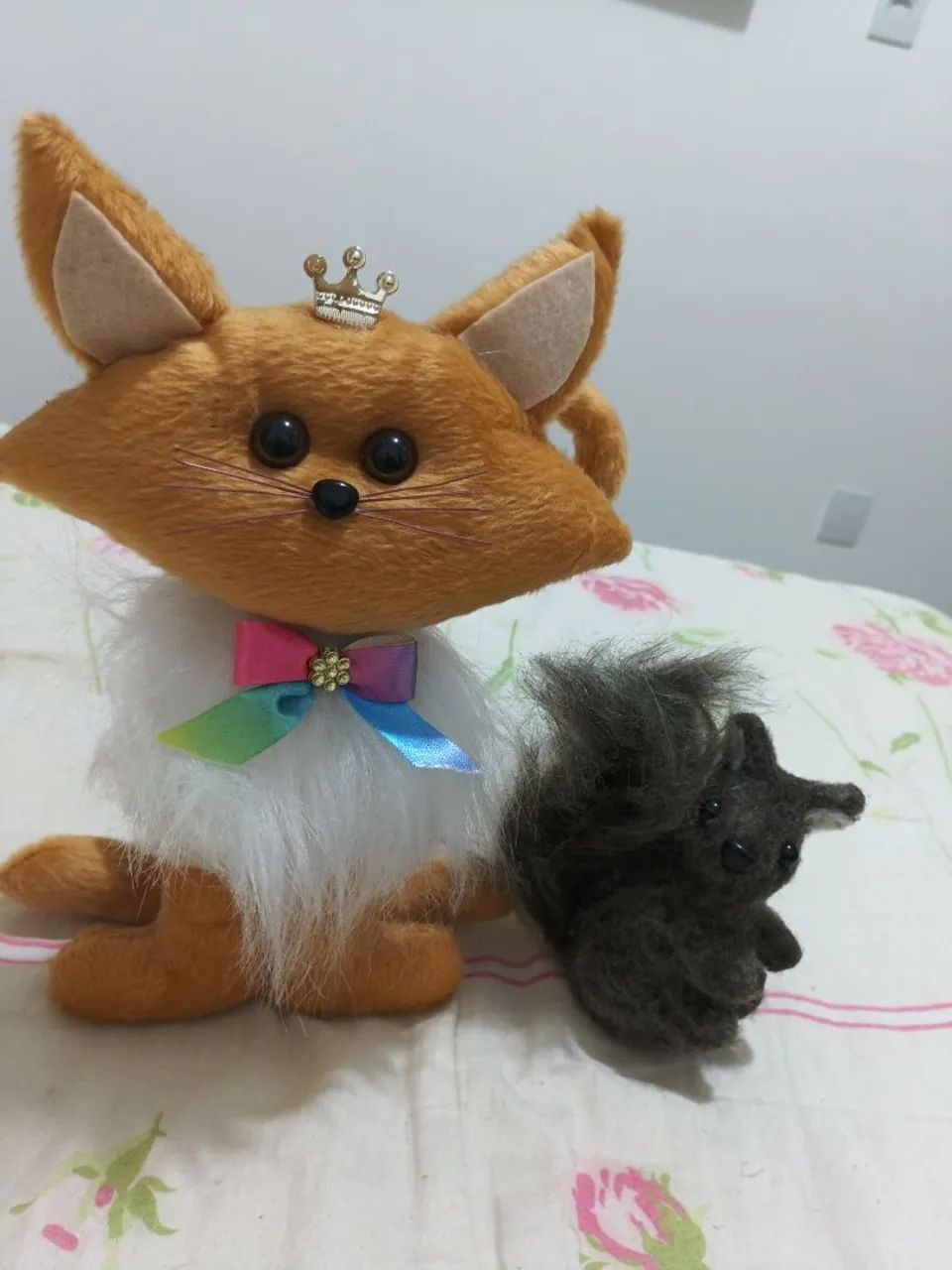 Gato e esquilo artesanal Feltro 