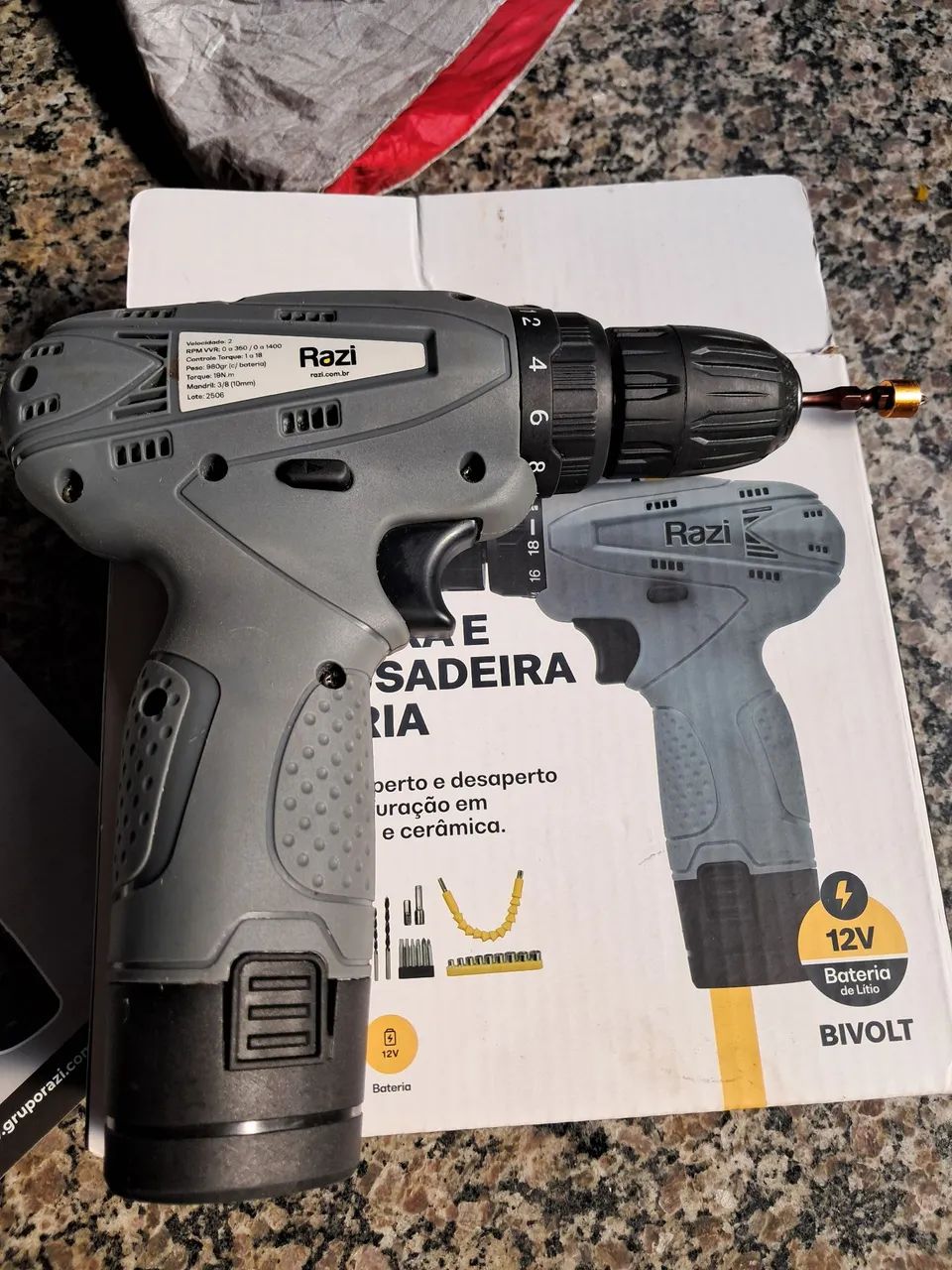 Parafusadeira razi semi nova - Foto 4