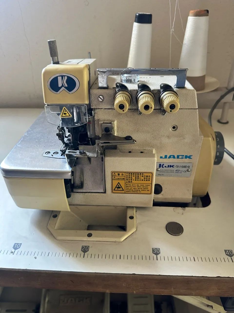 Máquina overloque  - Foto 2