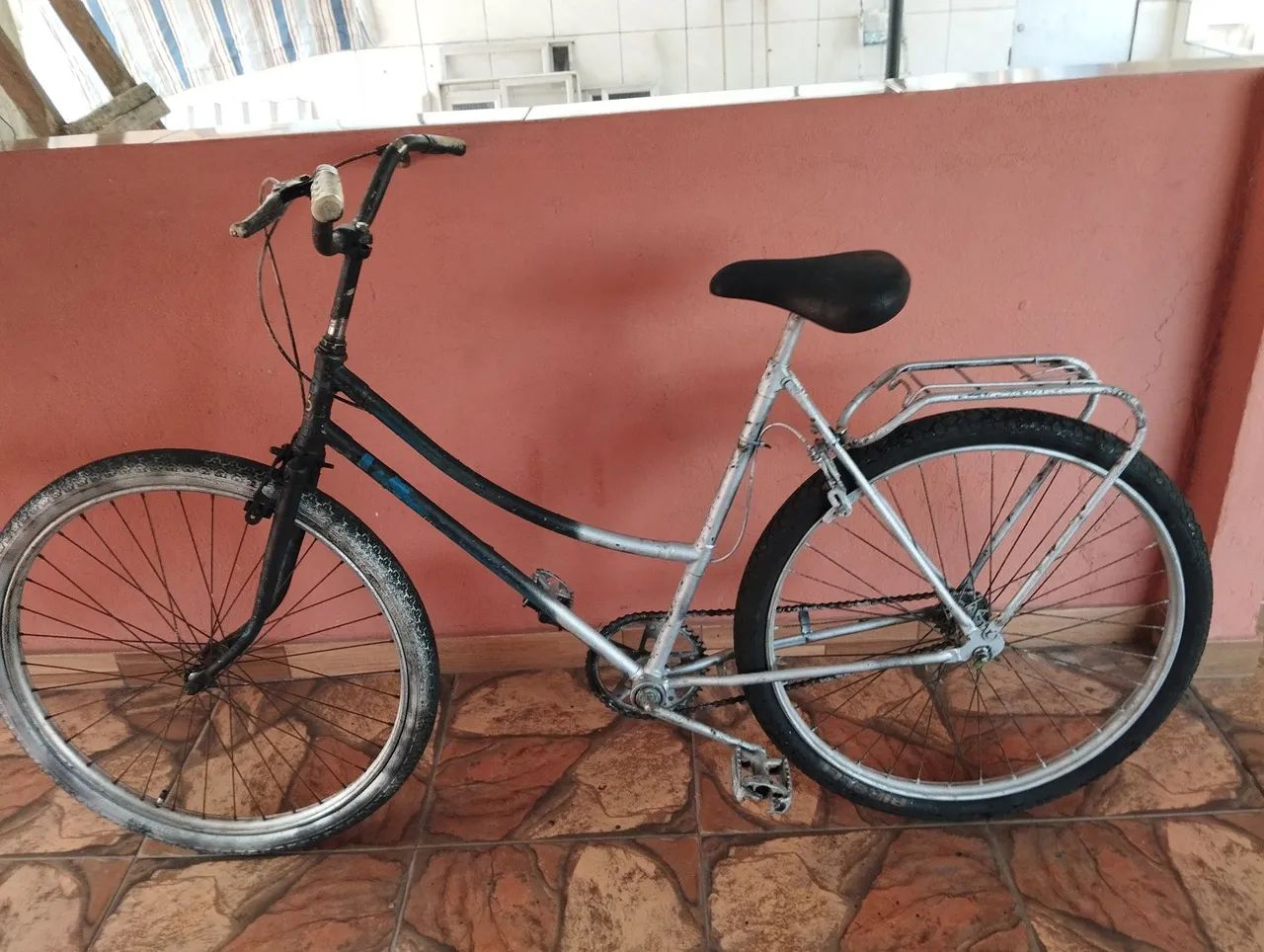 Bicicleta aro 26  - Foto 5