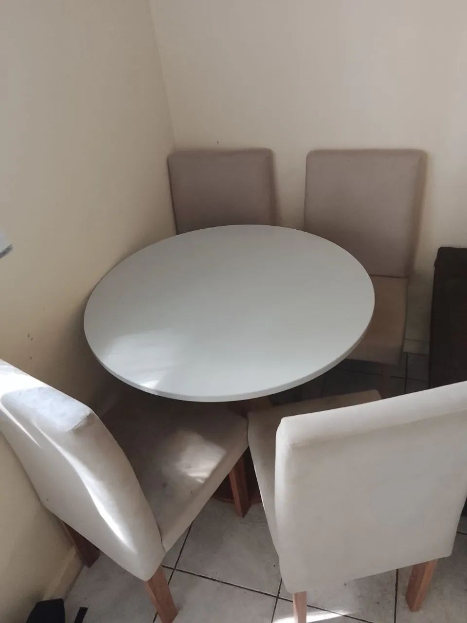Vendo mesa de jantar 4 lugares  - Foto 3