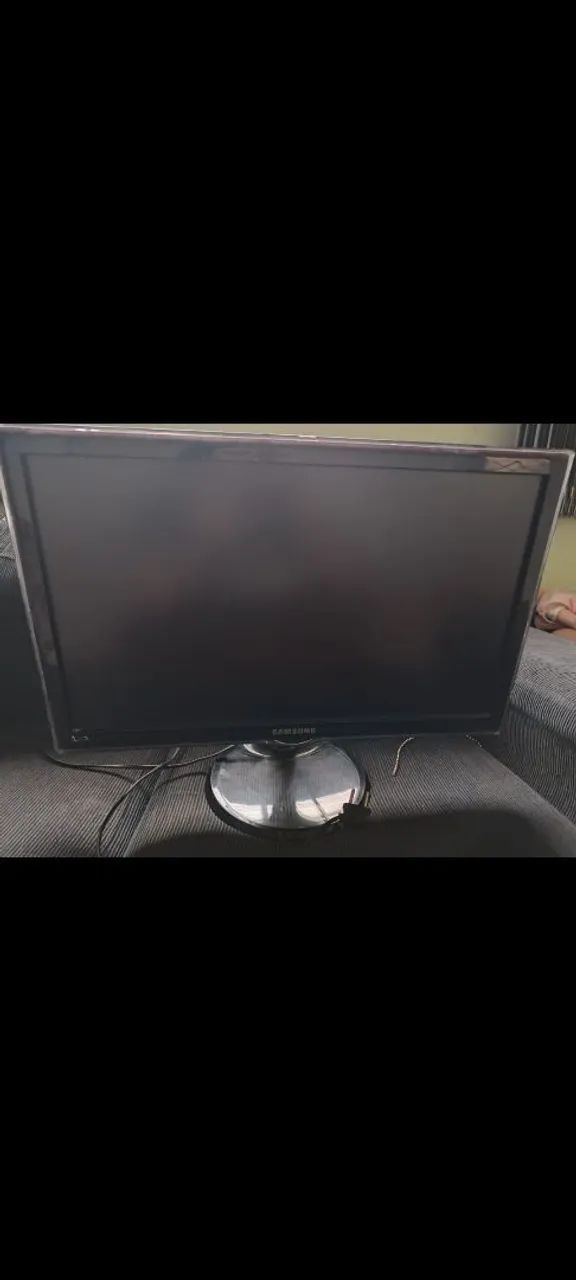 MONITOR / TV SAMSUNG 22" USADO EM BOM ESTADO