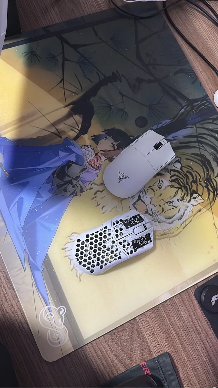 Finalmouse frostlord classic L