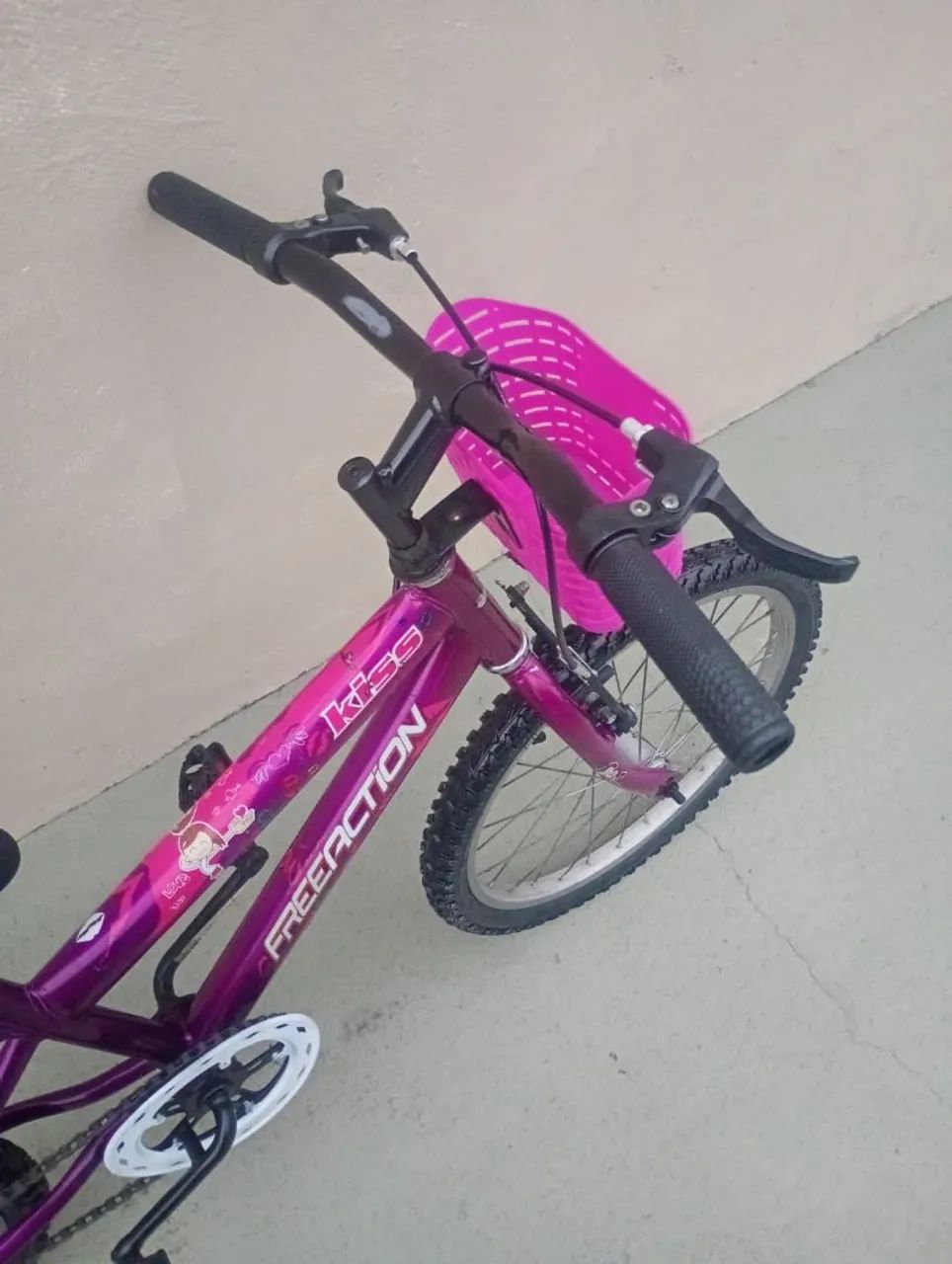 Bicicleta aro 20 seminova perfeita - Foto 4