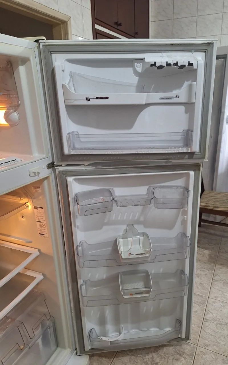 Geladeira Brastemp 403 litros - Foto 2