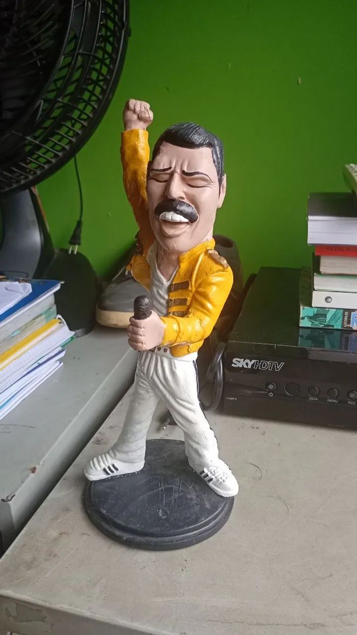 Estátua Freddie Mercury 