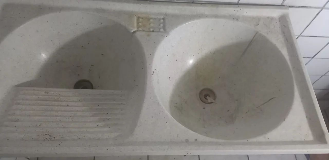 Tanque branco para área de serviço ( lavanderia) 1