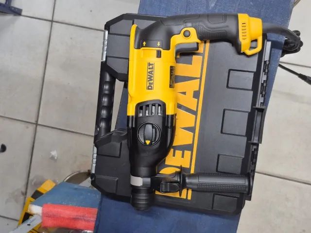 Martelete Dewalt 800w - Foto 2