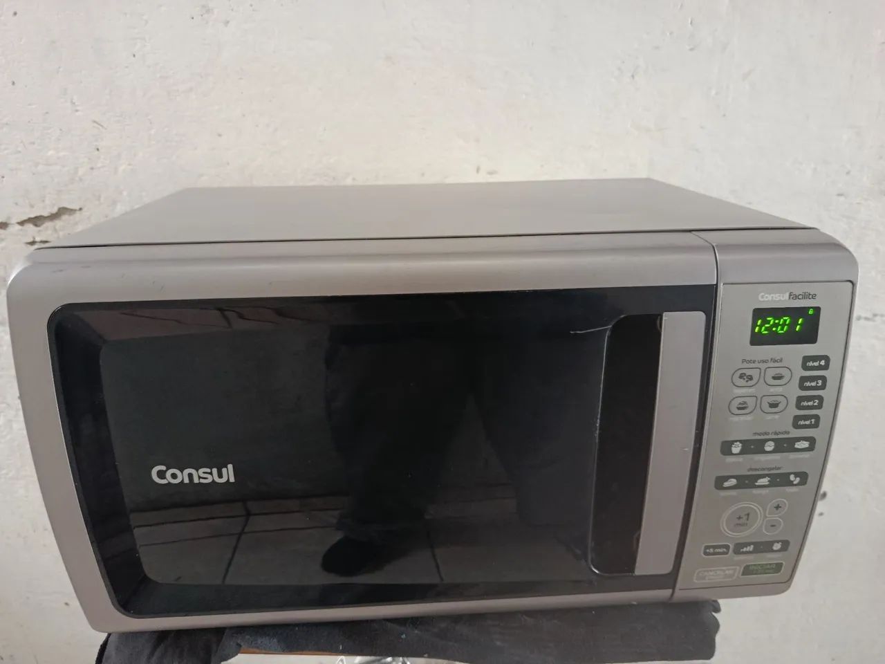 Microondas Consul 20 litros lindo cinza e preto 220v 