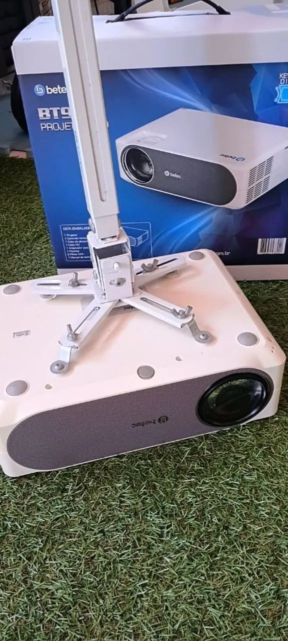 Projetor Betec Full HD Led