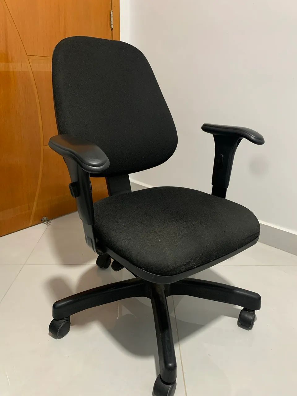 Cadeira de escritório (ler descrição)