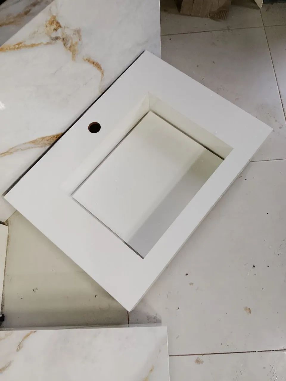 Lavatório de porcelanato 