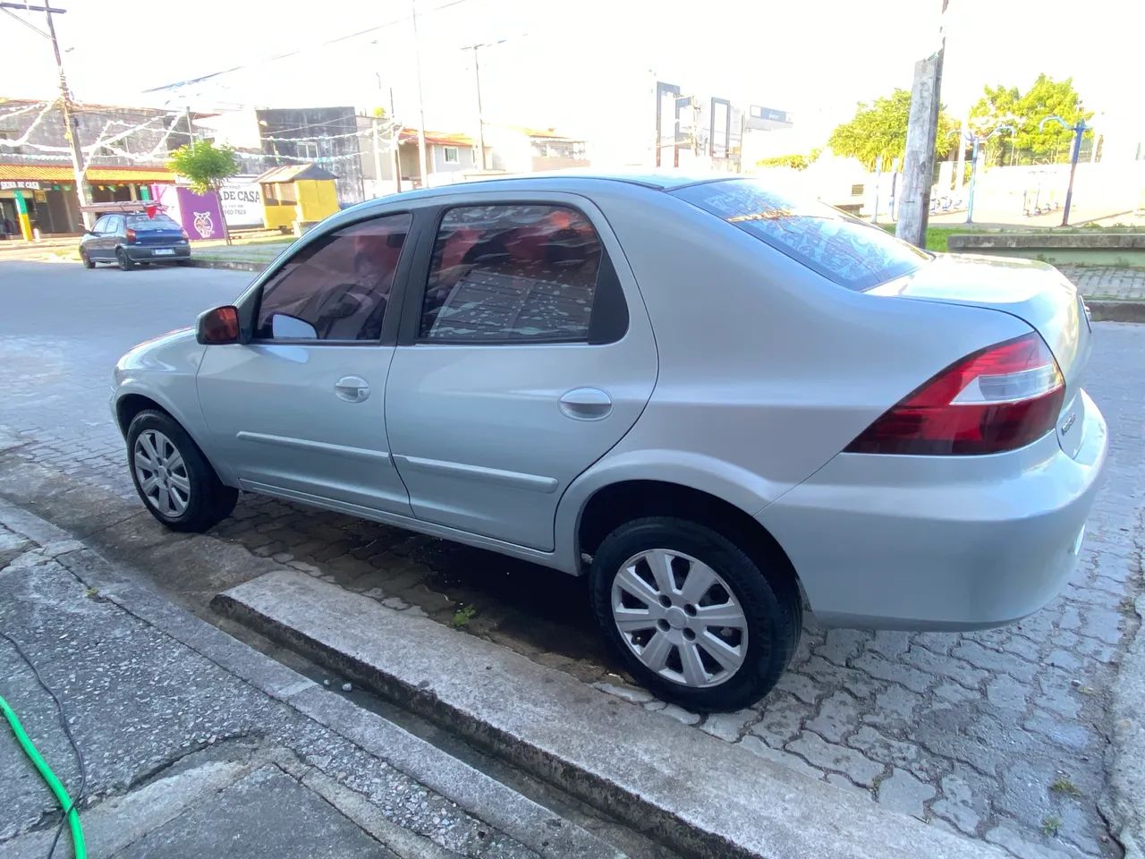 Chevrolet Prisma PRISMA  Sed. Maxx/ LT 1.4 8V ECONOF. 4p 2011
