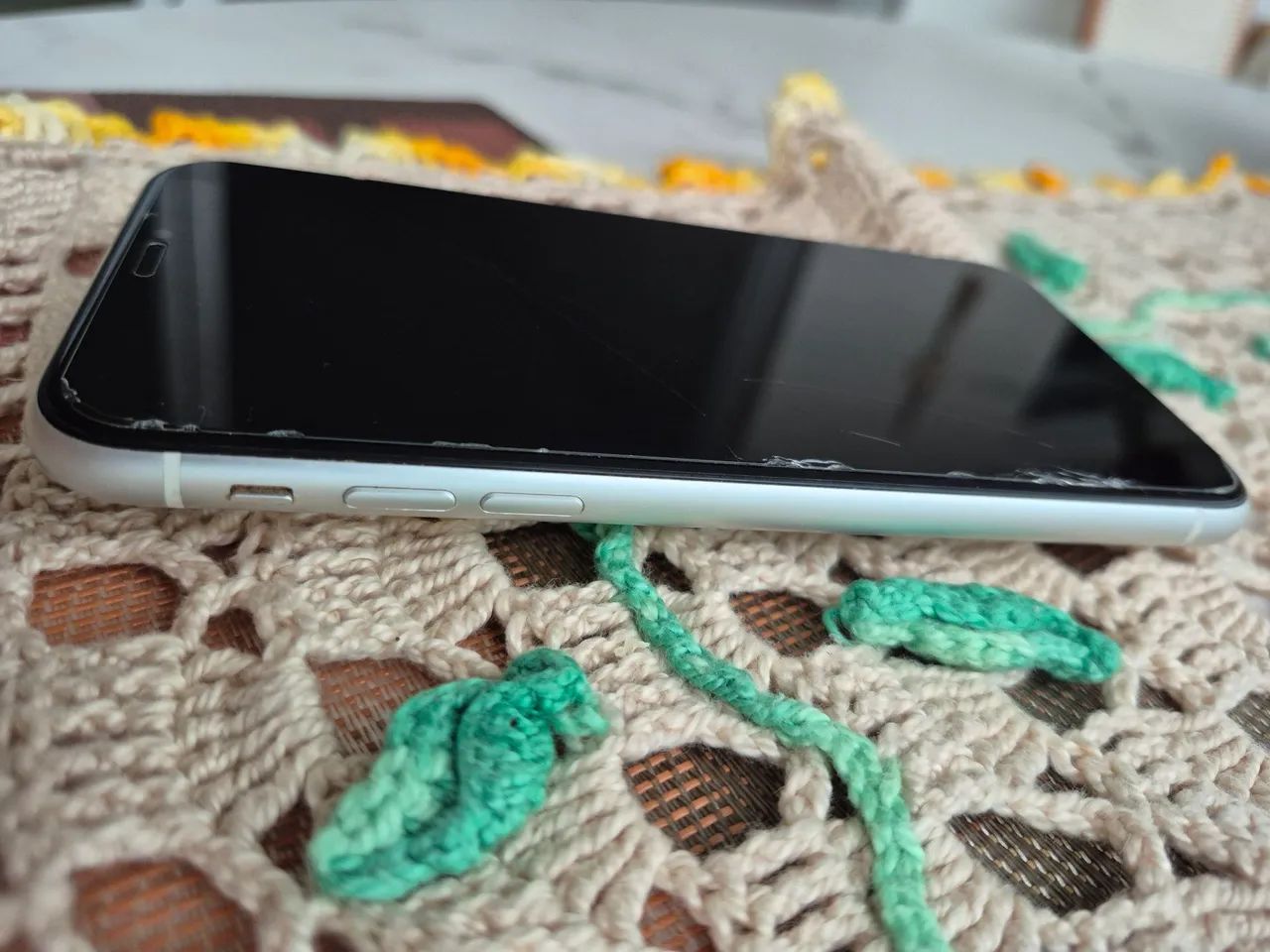 IPHONE XR 128GB COR BRANCA - Foto 4