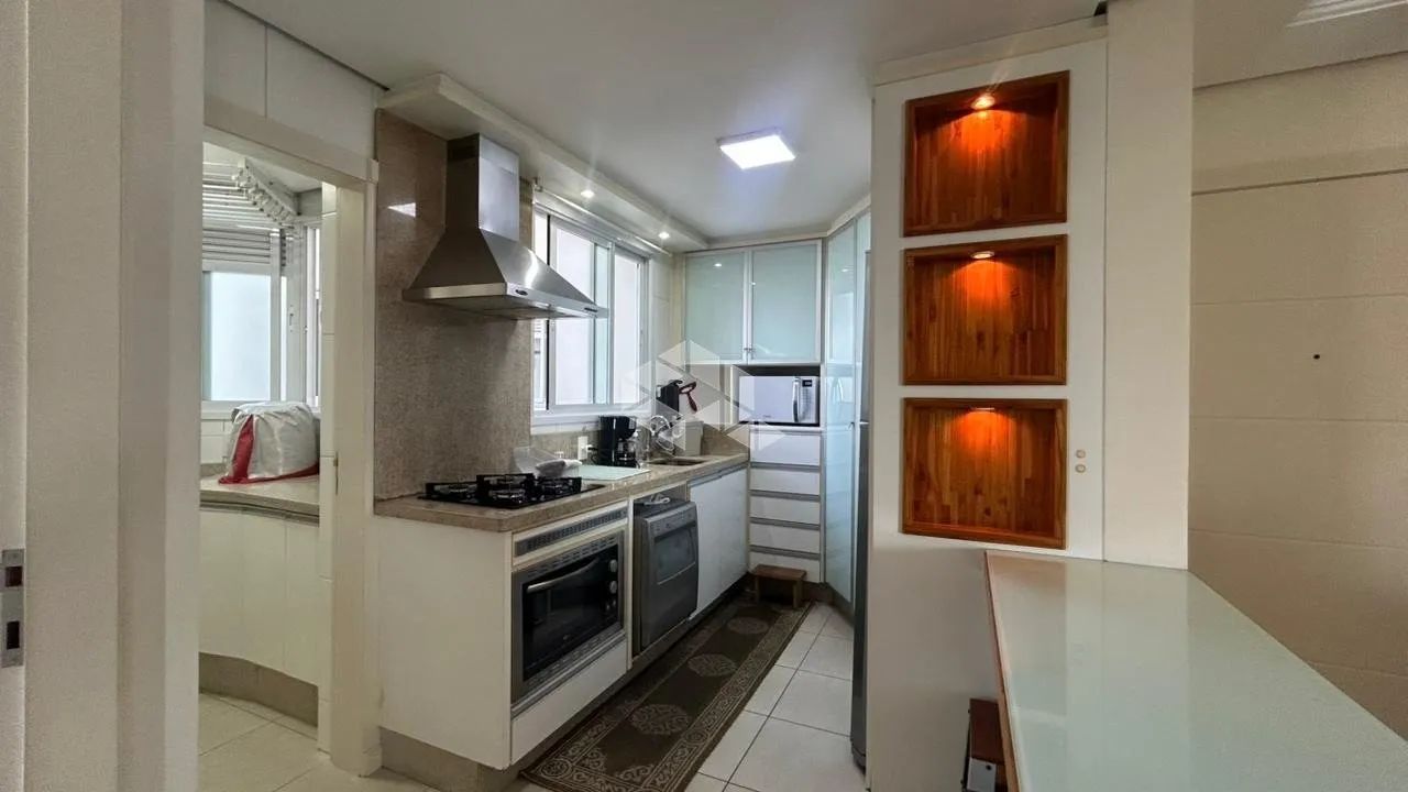 APARTAMENTO COM VISTA MAR E 4 DORMITÓRIOS À VENDA NO BALNEÁRIO - FLORIANÓPOLIS - Foto 4