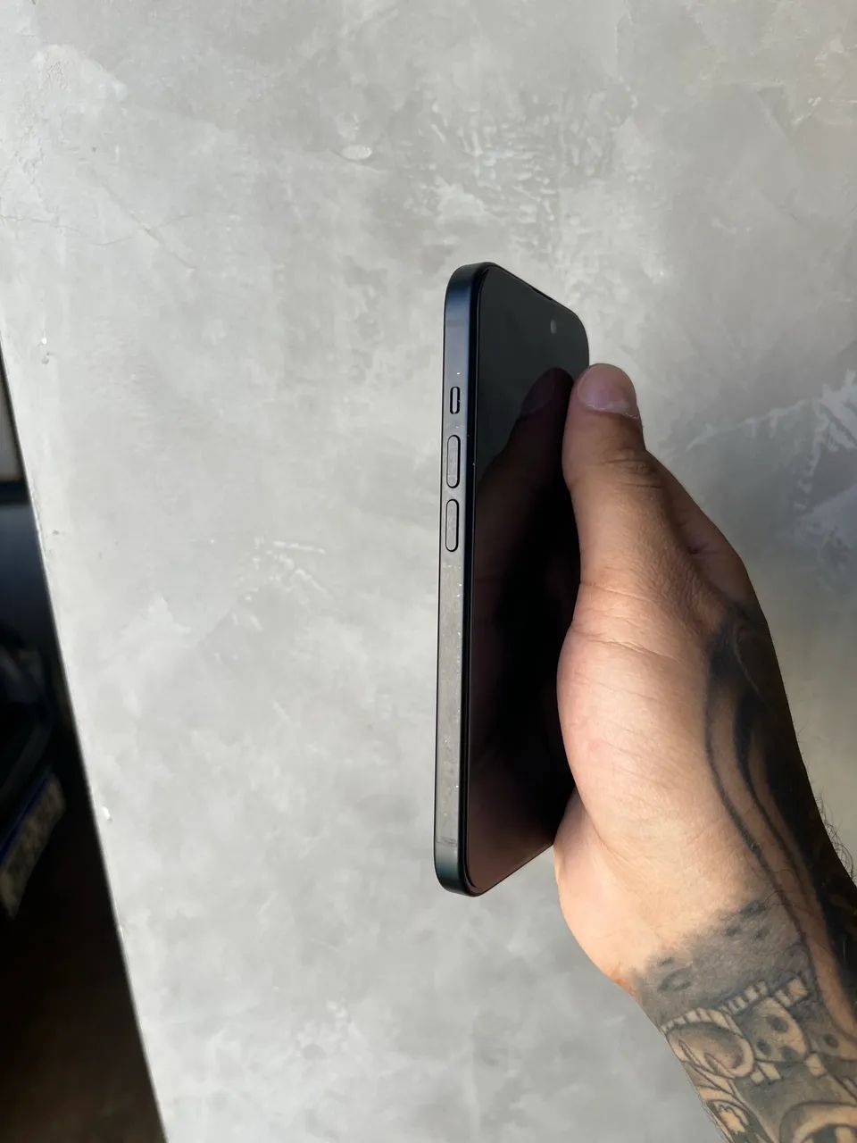 IPHONE 15 À VENDA
