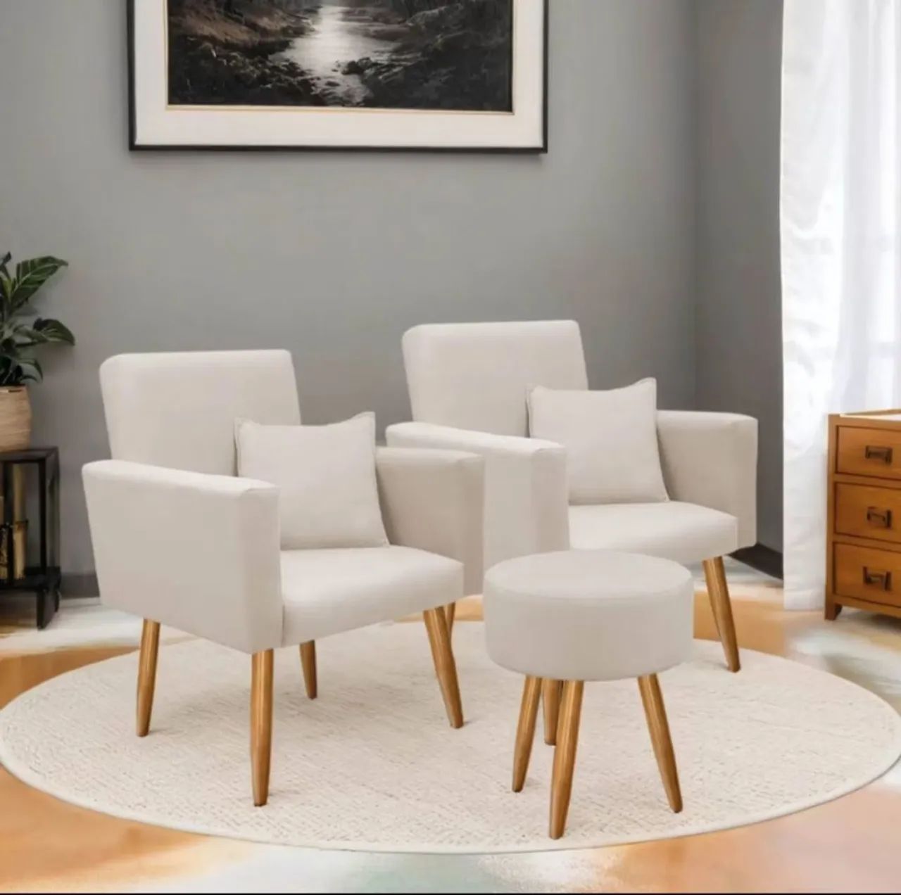 Conjunto de poltronas e puff Novo.